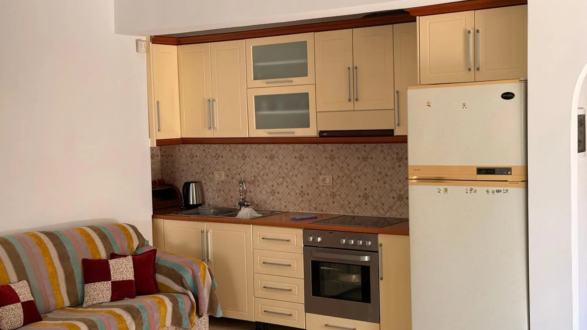 Apartments & Studios Ardian-Mandi Sarande-Albania  Sarandë