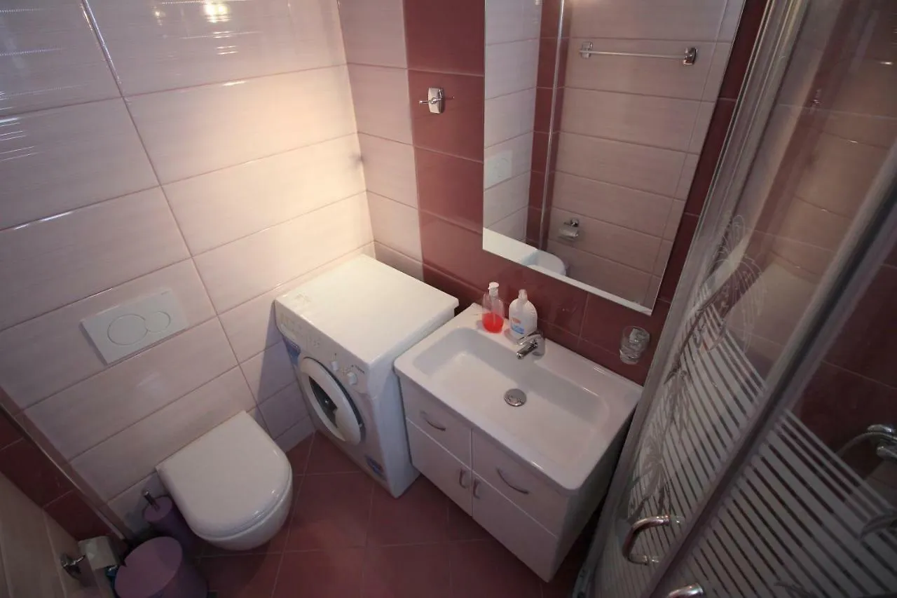 Apartments & Studios Ardian-Mandi Sarande-Albania 0*, Sarandë